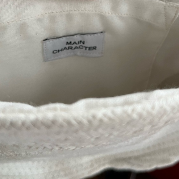 Main Character From Aritzia Circle Bag - Picture 3 of 3